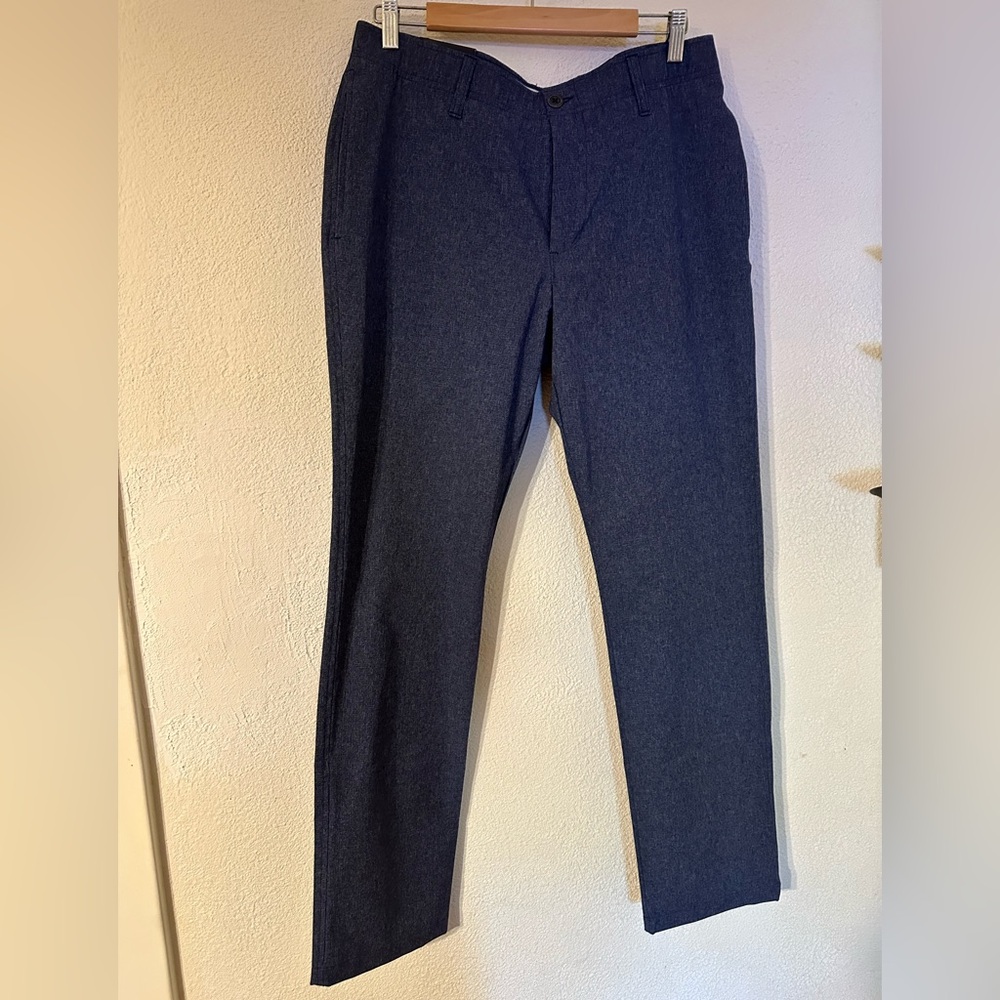 Under Armour Golf Pants Men Blue Vented Straight Stretch Repels Water NWT 34/32